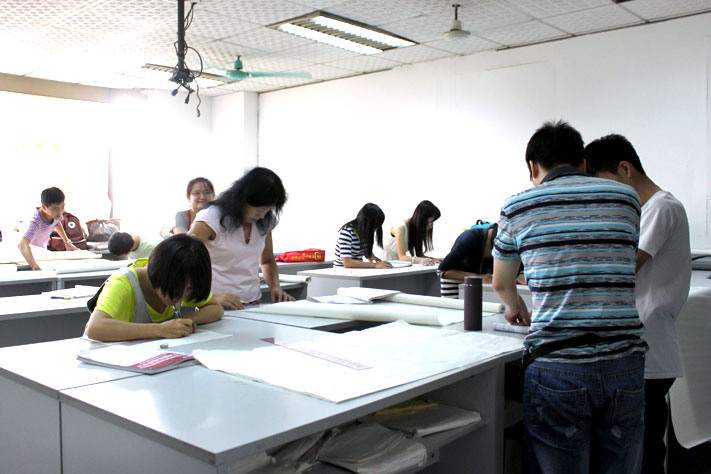 �����д��ǳǷ�װQC�������ѵ