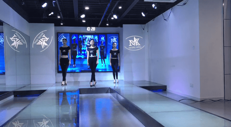 �Ϻ�ģ�ؽ�����ѵ�γ�