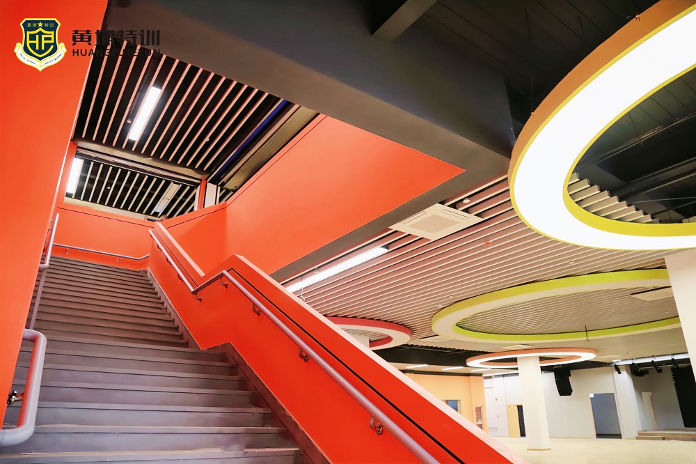 ������;���Ҿ�ѵ����Ӫ