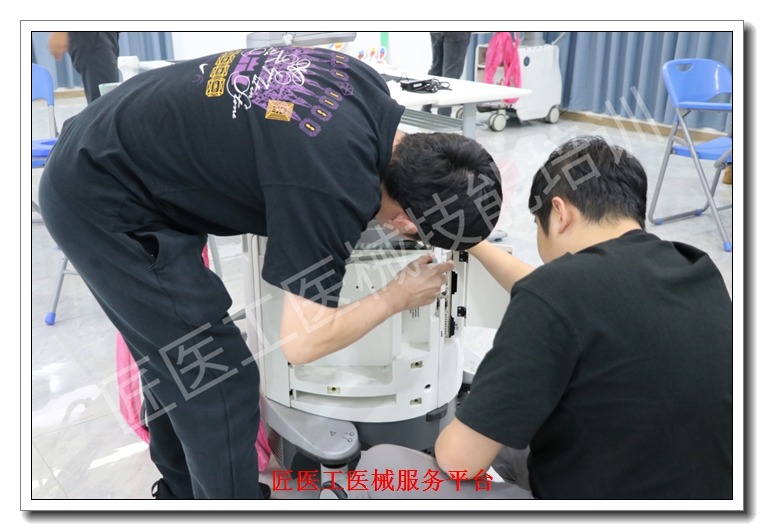 ʯ��ׯҽ���ڿ���ά����ѵ��