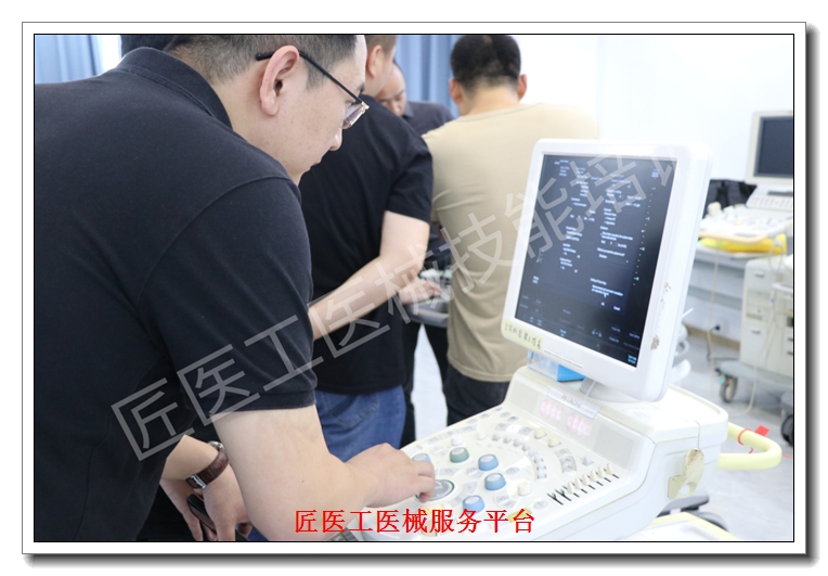 �ع�ҽ������֧�����豸ά�޼�����ѵ