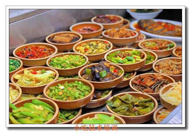 ��������С����ѵ