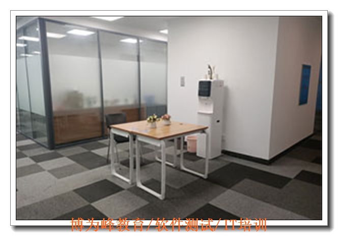 Python������������ѵ