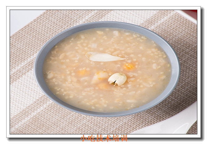 Ȫ������С����ѵ