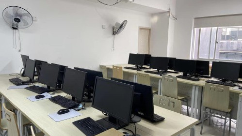 �����Ա�������ѵ��