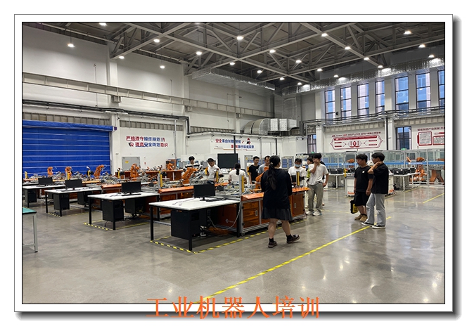 ����j�ع�ҵ������У�������ѵ