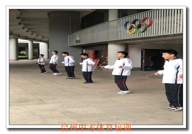 ̨���п�����������ѵ �� �����󾫣������������Ŀ��