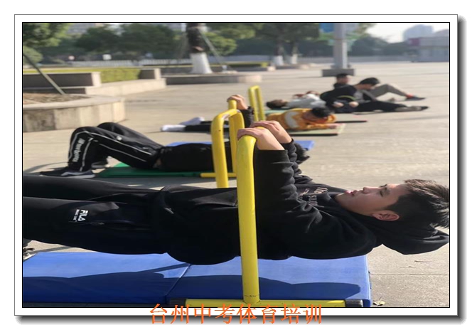 ̨���п�����������ѵ