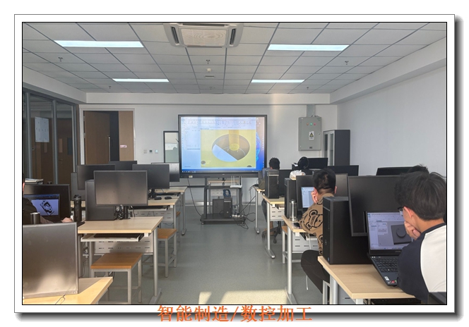 ������ظ߼���ѵ��