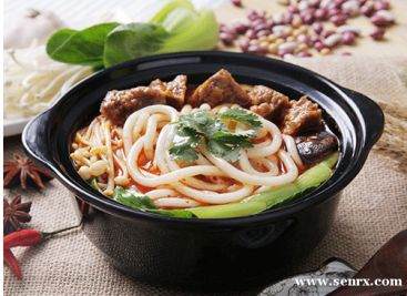 ����ʳΪ��С����ѵ����ɰ����������ѵ