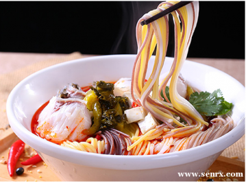 ����ʳΪ��С����ѵ������������ѵ