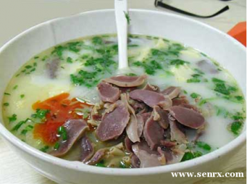 Ȫ��ʳΪ��С����ѵ������ѼѪ��˿����ѵ