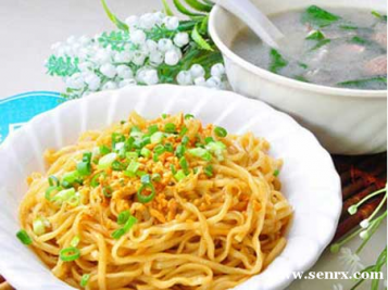 Ȫ��ʳΪ��С����ѵ����÷��������ѵ