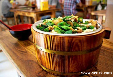 Ȫ��ʳΪ��С����ѵ����ľͰ����ѵ