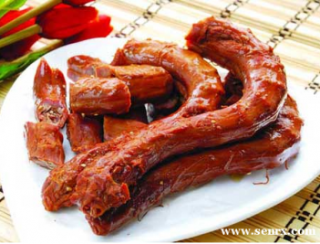 Ȫ��ʳΪ��С����ѵ���ľ���Ѽ����ѵ