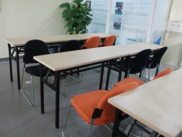 ��ɳ��ͨ�и���ѵ�γ�