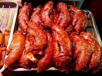 �人��ɫ±����ѵ